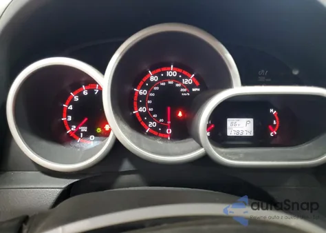 2009 Toyota Corolla Matrix z USA, uszkodzony, nr VIN 2T1KU40E19C038422